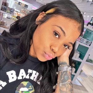 Meet your Posher, Aliza